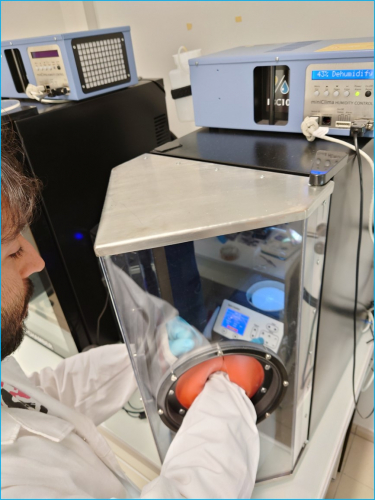 Dip coaters with humidity and temperature cabine control