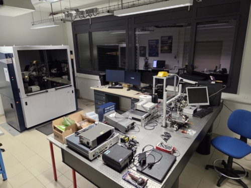 Optoelectronic test bench